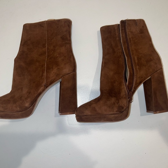 Steve Madden Suede Boots - Picture 2 of 3